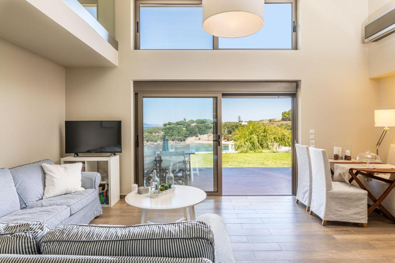 Villa Idyle - Beachfront Residence Tragana  Екстер'єр фото